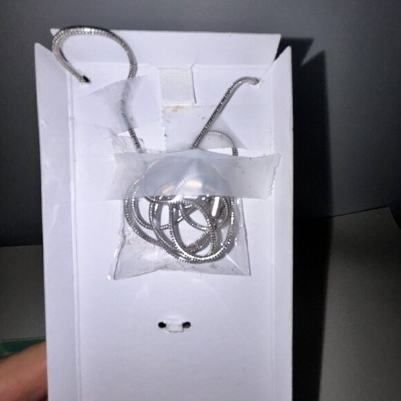 Scroll And Vine Silver Extra Long Pendant Reversible Necklace NIB 38" NOTE - Picture 6 of 9